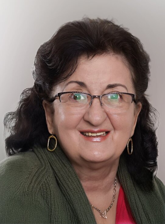 Sandra Holiday